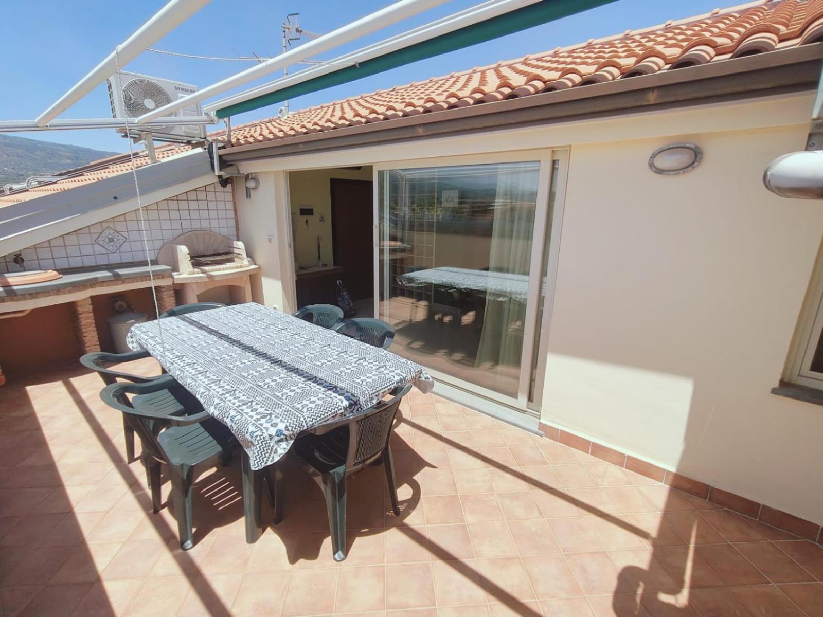 Sicilia, Mansarda Le Due Terrazze Apartment มาสคาลิ ภายนอก รูปภาพ